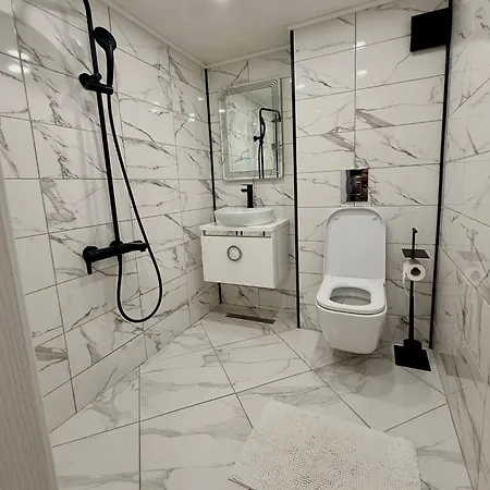Maisonette In The Center Of شقة بورغاس